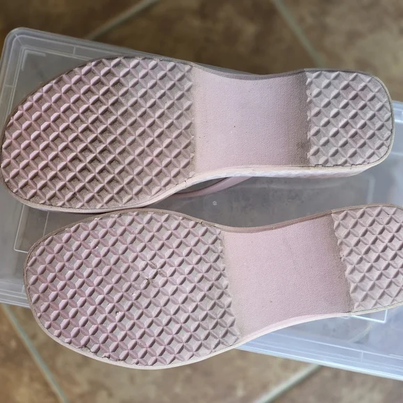 MK Powder Pink Sandals - Picture 6 of 6